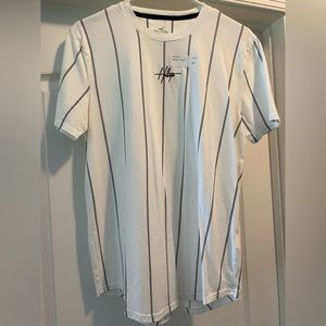 Hollister adult medium t shirt